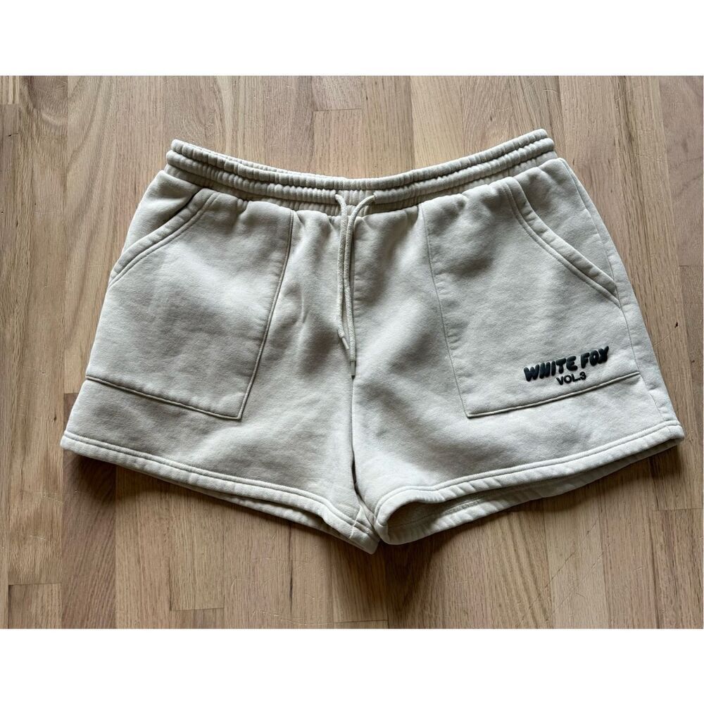 White Fox Boutique Offstage Lounge Sweat Shorts, Women’s XXL, Cream Color Vol.3
